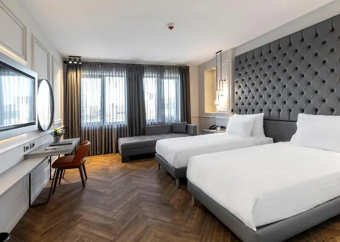 وش مور إسطنبول شيشلي 5* اسطنبول