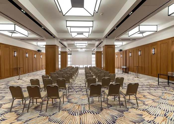 وش مور إسطنبول شيشلي فندق 5*